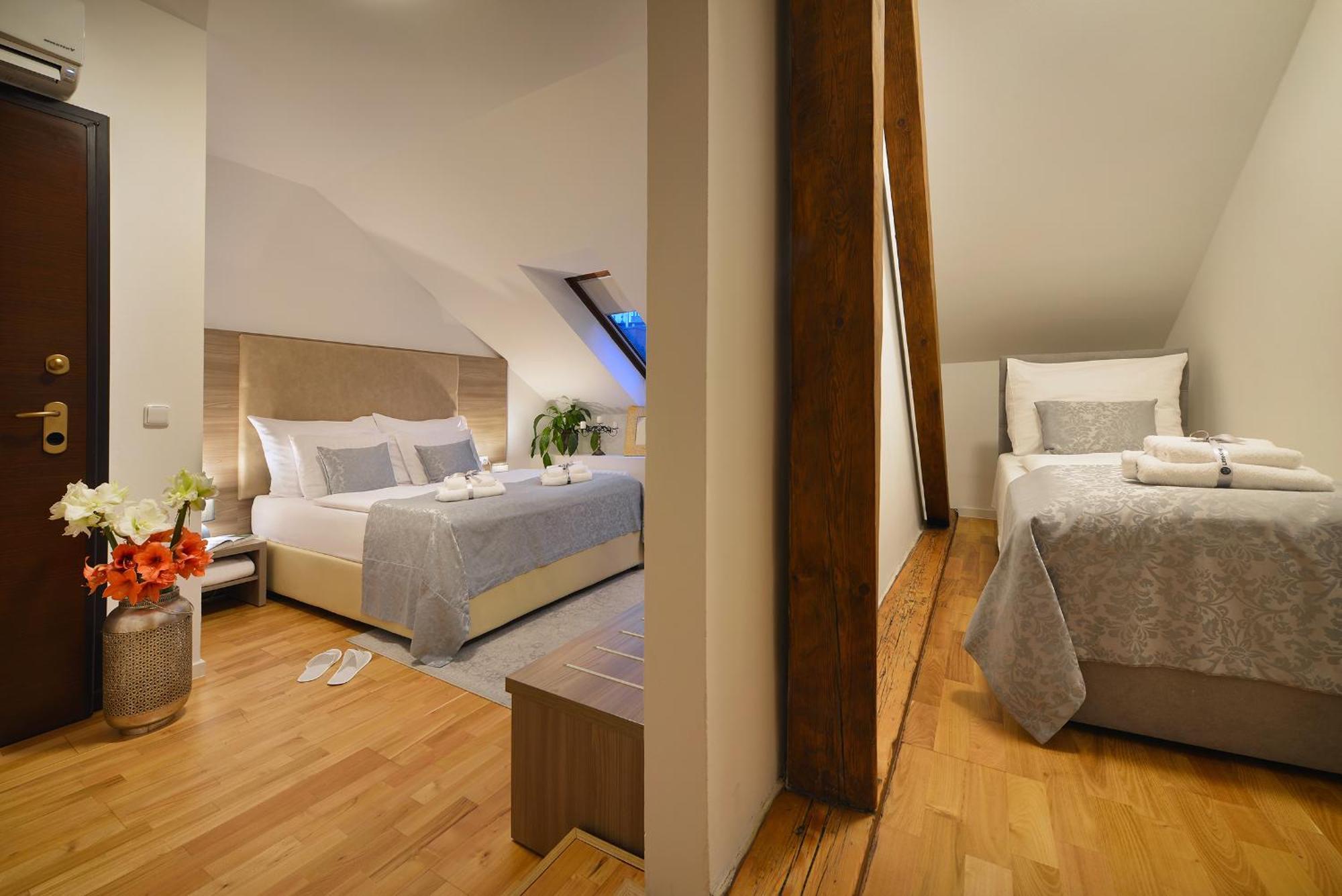 Appart hôtel Old Town By Little King