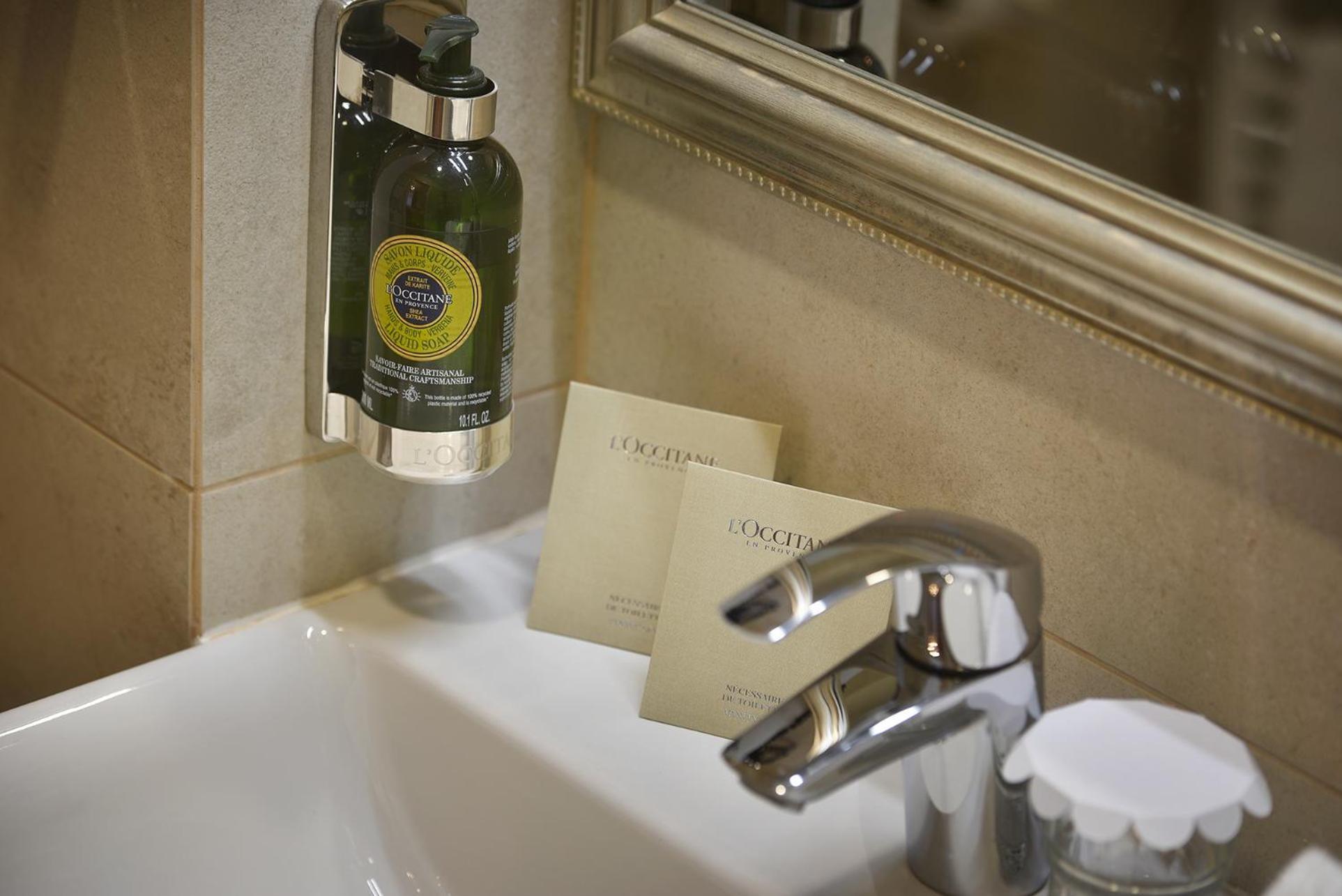 Aparthotel Old Town By Little King 3*