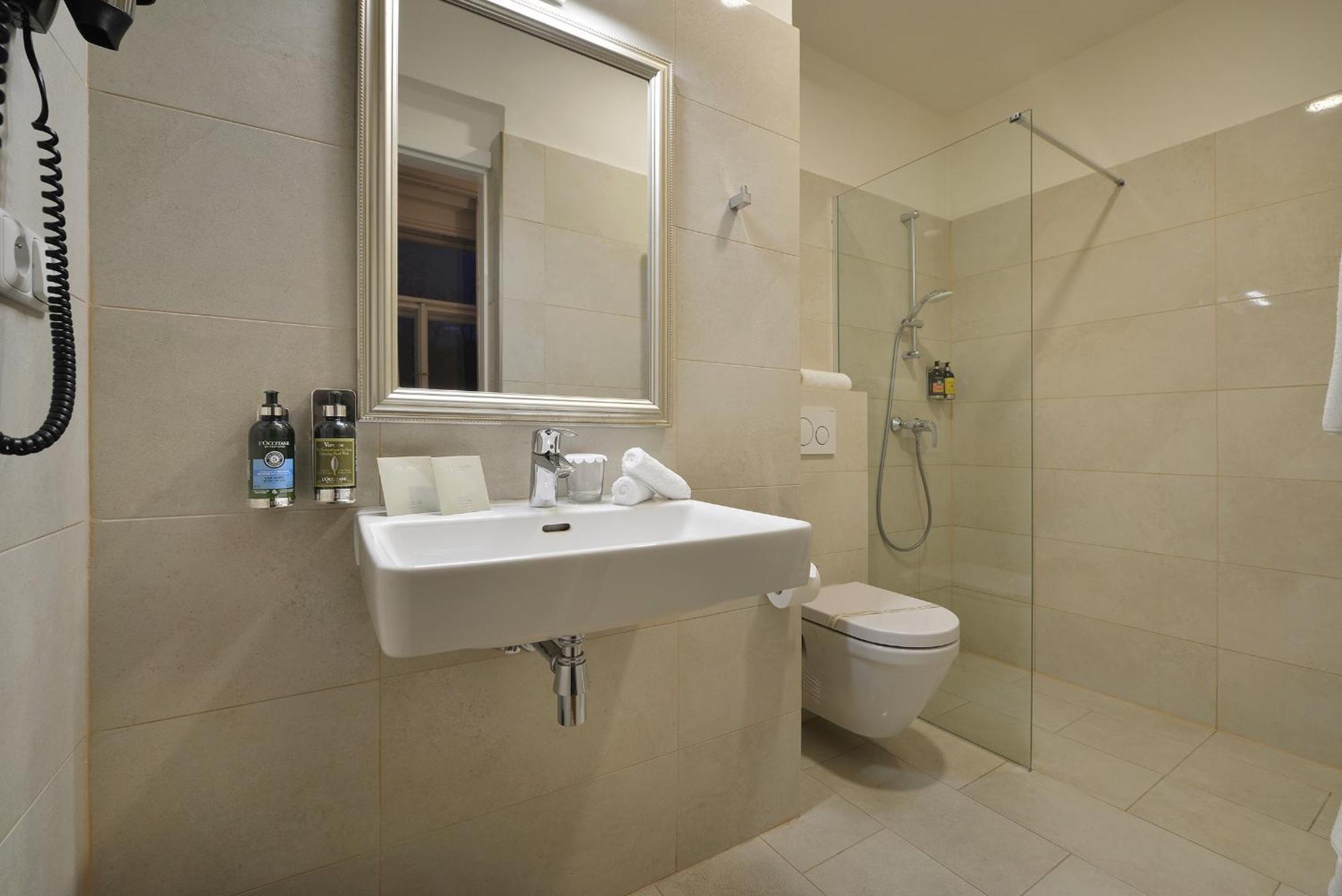 Appart hôtel Old Town By Little King