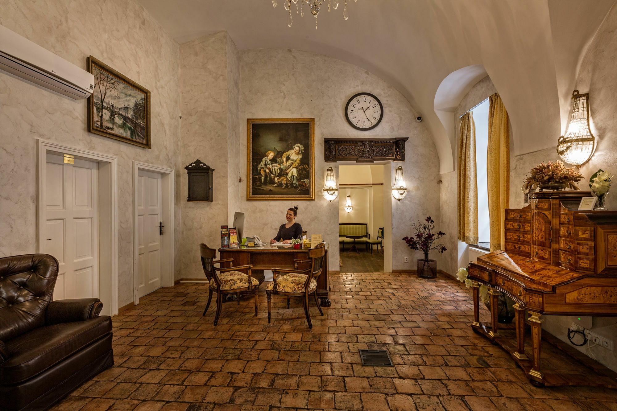 Old Town By Little King 4*